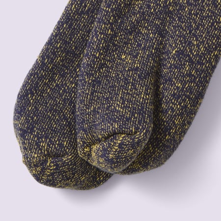 Image-Flâneurs_A/W25 ROTOTO / Reversible Pile Socks Navy/Yellow_Detail-2