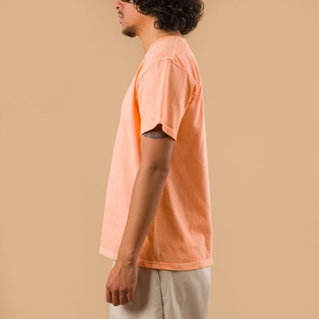 image porté flâneurs tee-shirt GOOD ON  Short Sleeve Crew T-Shirt P-Citrus profil