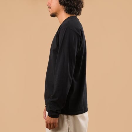 GOOD ON flâneurs tee-shirt manches longues LS Crew Tee black de profil