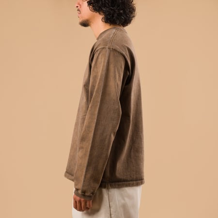 image flâneurs GOOD ON LS Heavy Crew Tee P-brown de profil