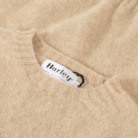 Shaggy Crew Neck Cameo