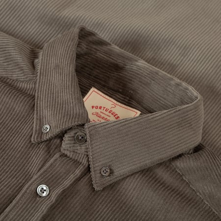 Lobo Grey