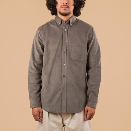 Lobo Grey