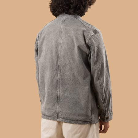 Image_Flâneurs_Vest-Seuvas_de-dos