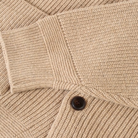 detail flâneurs FRIZMWORKS  Heavy Wool Round Cardigan Oatmeal maille