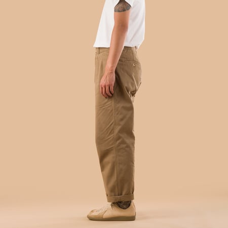 pantalon beige Sugar & Co image flâneurs porté de profil