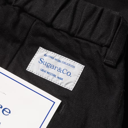 Image-Flâneurs_pantalon noir ajusté Sugar & Co_détail-3