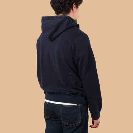 Image-Flâneurs_SAMURAI JEANS / Natural Indigo x Kakishibu Heavyweight Zip Hoodie_De-dos