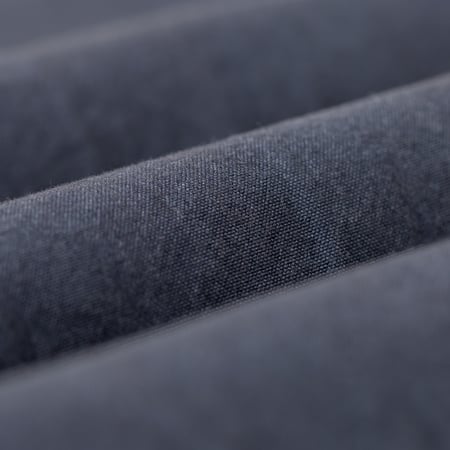 detail fabric flaneurs BEAMS PLUS x FLANEURS collaboration pantalon chino 2 Pleats Trousers Canvas Washer navy 1