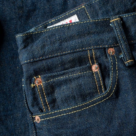 detail flâneurs ONI DENIM 20oz Secret Denim Olive Weft coin pocket