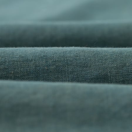 détail matière KARDO x FLANEURS  LS Shirt Handwoven Denim Mid Indigo (6)