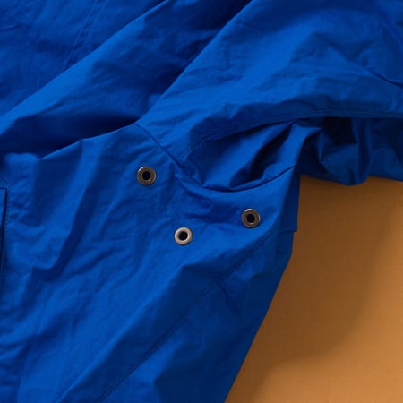 flaneurs MANIFATTURA CECCARELLI  Shelter Jacket Cobalt detail aérations