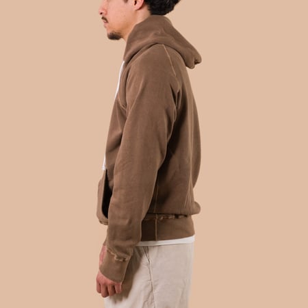 image porté de profil GOOD ON  Raglan Pullover Hood Sweat P-Bown (3)