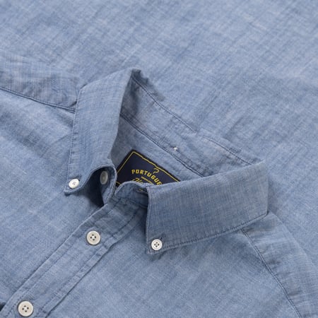 Image-Flâneurs PORTUGUESE FLANNEL / Chambray Shirt détail col