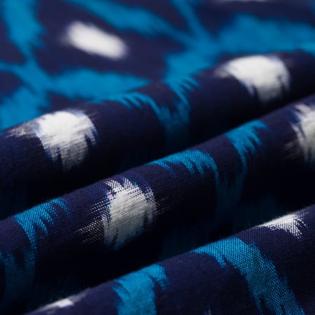 image flâneurs UNIVERSAL WORKS / Deck Shirt Diamond Ikat Indigo détail matière