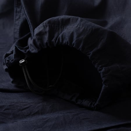 déail serrage flâneurs pantalon FOB Factory F0545 Nylon Tuck Pants Indigo (5)