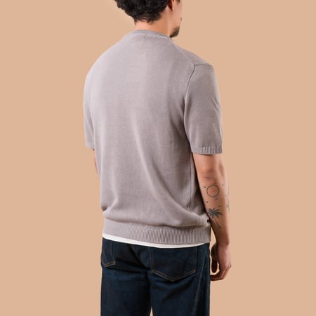 image flâneurs MOONCASTLE / Paper Silk Crewneck Light Gray de dos