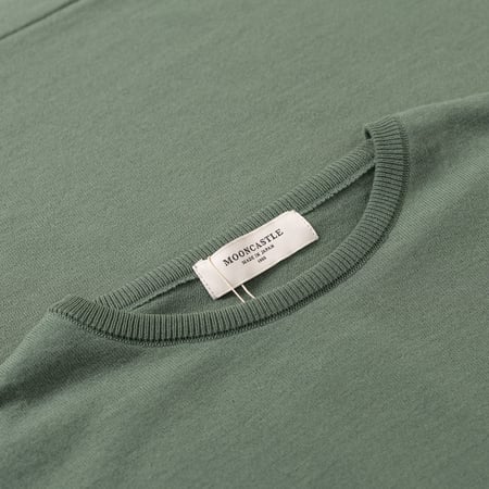 image flâneurs MOONCASTLE / Ice Cotton Relax Crewneck Olive détail col