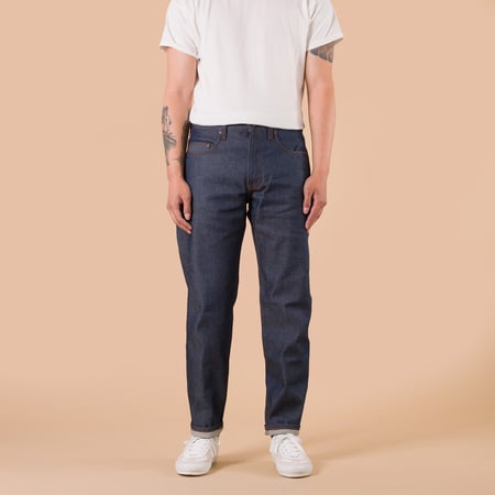 image flâneurs NAKED & FAMOUS EasyGuy Natural Indigo Selvedge porté de face