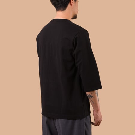 image flaneurs porté JACKMAN Dotsume Pocket HS T-Shirt Black de dos