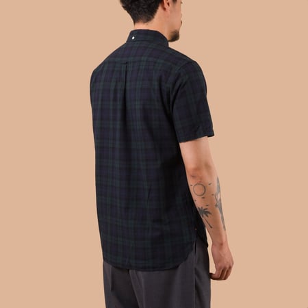 image flaneurs chemise B.D. Indigo Yarn Tartan Black Watch Beams Plus Japan porté de dos