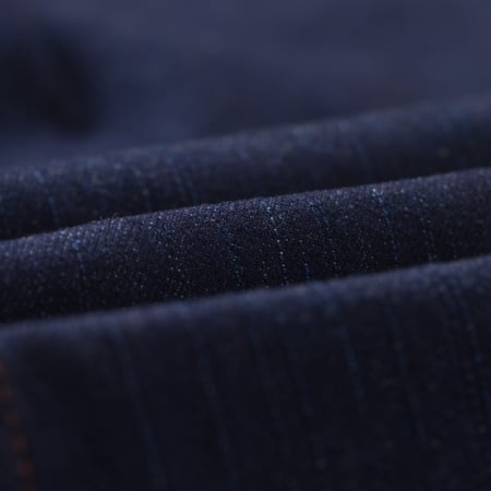 image flâneurs NAKED & FAMOUS / Pleated Trouser Vertical Slub Denim Selvedge détail matière