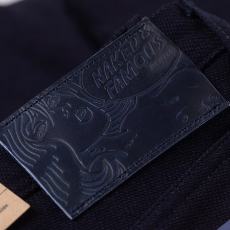 image flâneurs pantalon NAKED & FAMOUS / Maekake Dobby Indigo détail 1