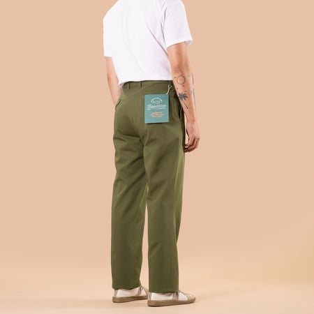 Image flâneurs BARNSTORMER / 1952UC Flat Front Chino Olive dos