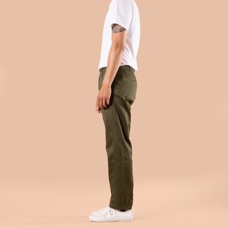 Image flâneurs ONI DENIM / 747-WP-ODG West Point Chino OD Green de profil
