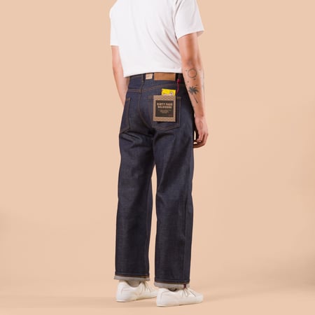 flaneurs NAKED & FAMOUS Dirty Fade Selvedge StrongGuy porté de dos