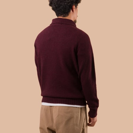 flaneurs pull HARLEY OF SCOTLAND Eton Supersoft Wool 3 Button Polo Neck Beetroot back