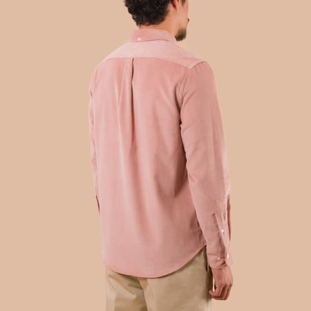 image PORTUGUESE-FLANNEL-flâneurs-chemise-velours-Lobo-light Old Rose de dos