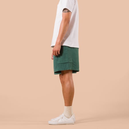 image porté side flaneurs XX DEVELOPMENT SURE MFG Super Tuck River Shorts Middry