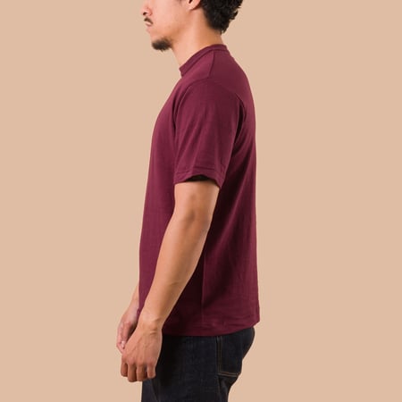 image worn side flaneurs WAREHOUSE & CO Lot 4601 No Print T-Shirt Bordeaux