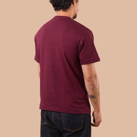 image worn back flaneurs WAREHOUSE & CO Lot 4601 No Print T-Shirt Bordeaux