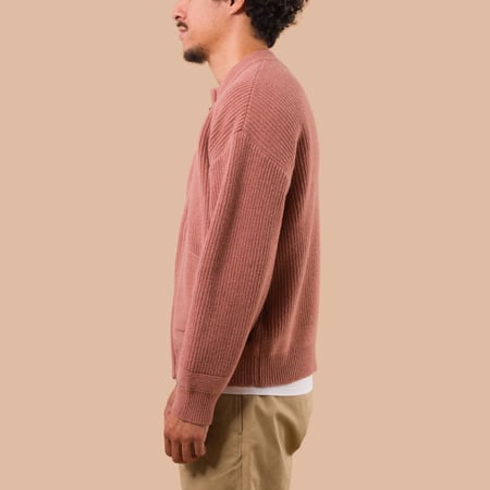flaneurs Frizmworks Wool Deck Zip Up Cardigan Indian Pink worn side