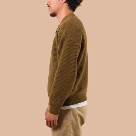 flaneurs Frizmworks Wool Deck Zip Up Cardigan Cinnamon worn side