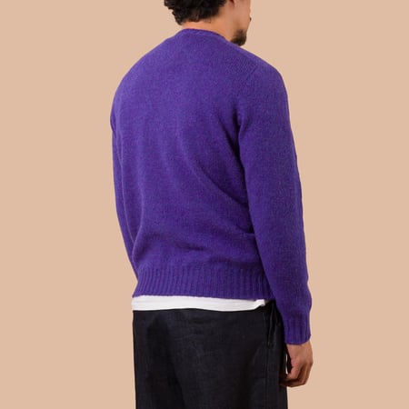 Image Flâneurs JAMIESON'S / Crewneck Saddle Shoulder Sweater Lupin dos