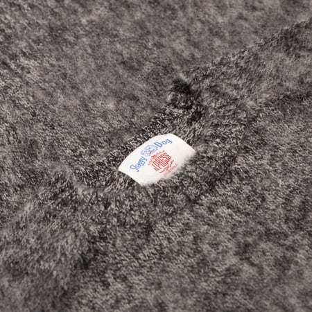 Image Flâneurs J. PRESS / Shaggy Dog Crew Neck Sweater Heather Grey détail col