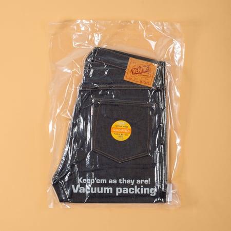 detail DENIME Lot 220-A Vacuum Packed Denim Indigo 3