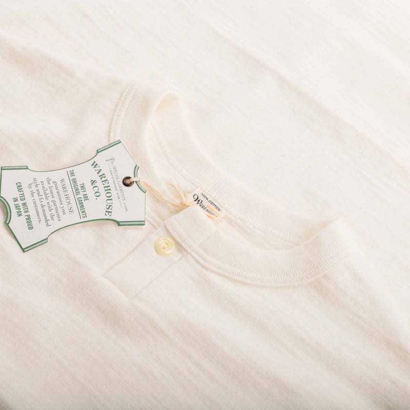 Lot 4082 One-Button Henley Neck T-Shirt Off White