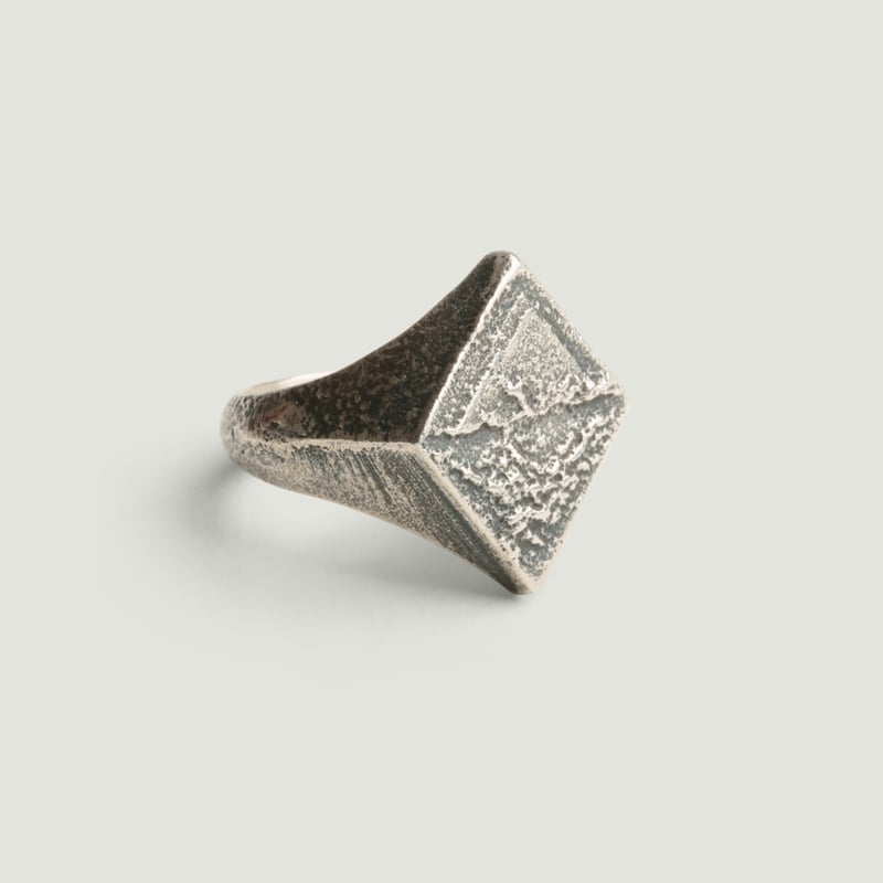 NORTHERN WORKSHOP / Diamond Signet Ring
