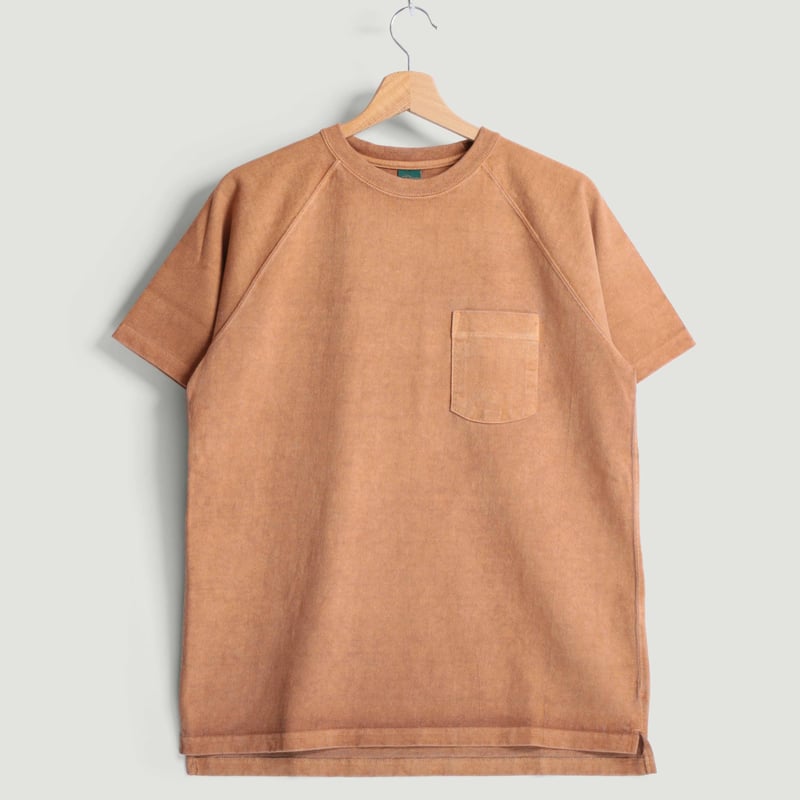 Short Sleeve Heavy Raglan Pocket Tee in Mocha Color