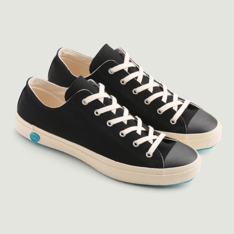 Low Sneakers Black