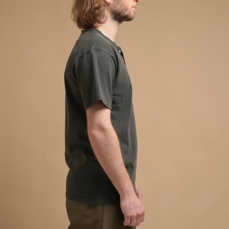Short Sleeve Henley Tee in Pitch Black