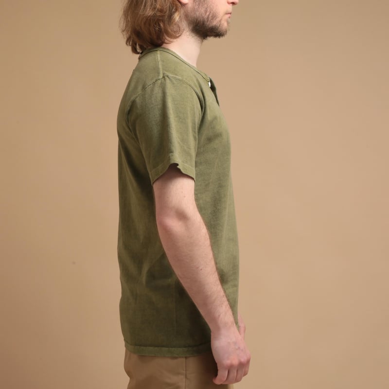 Short Sleeve Henley Tee in Pale Sage