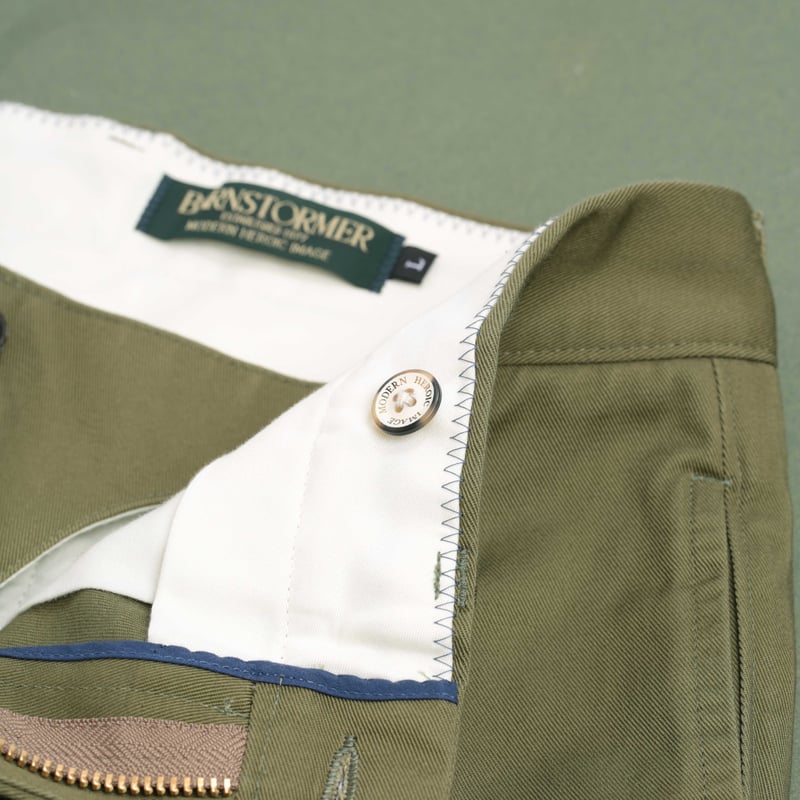 1402P 2P Chinos Shorts Olive