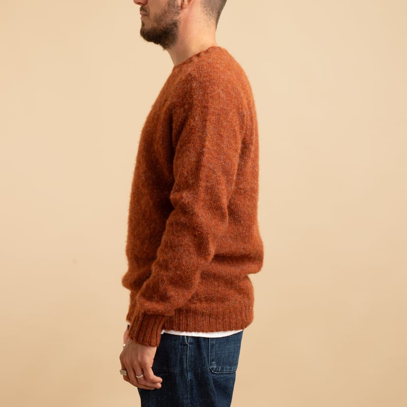 HARLEY OF SCOTLAND X FLÂNEURS / Shaggy Crew Neck Sweater Terracotta