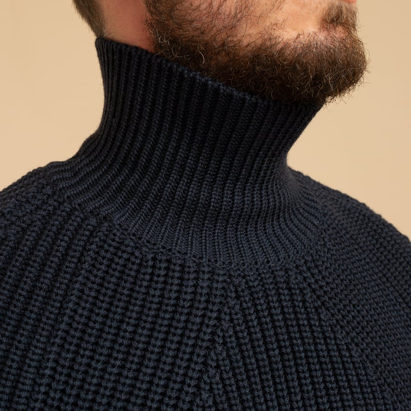 flâneurs-pull-BATONER-Signature-Turtle-Neck-Navy col haut