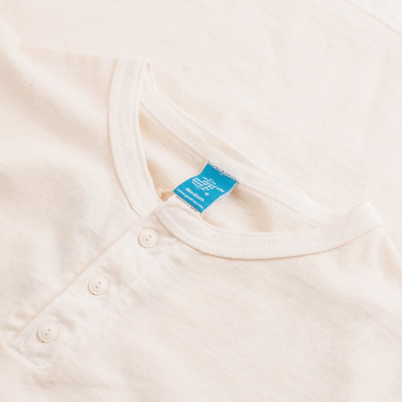 S/S Henley Tee P-Natural